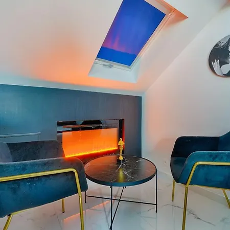 Daire Hollywood Jacuzzi *